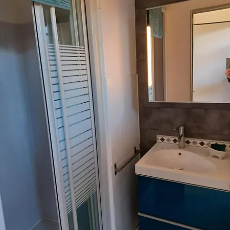 Plain-pied Jardin 6 Personnes Clim Vue Parking Wifi Terrasse Piscine Dans La Résidence * Saint-Pierre-la-Mer (Aude)