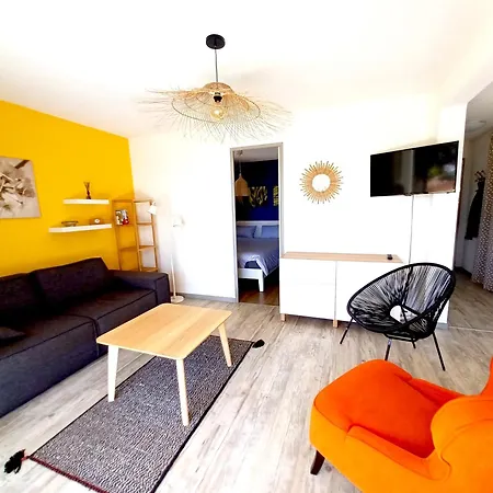 Apartment Plain-pied Jardin 6 Personnes Clim Vue Parking Wifi Terrasse Piscine Dans La Saint-Pierre-la-Mer (Aude)