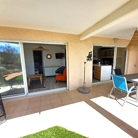 Apartment Plain-pied Jardin 6 Personnes Clim Vue Parking Wifi Terrasse Piscine Dans La