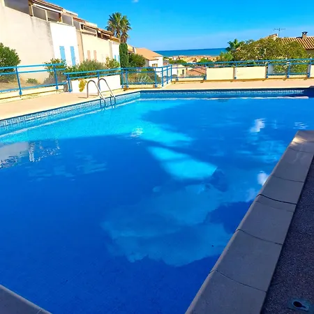 Plain-pied Jardin 6 Personnes Clim Vue Parking Wifi Terrasse Piscine Dans La Apartment Saint-Pierre-la-Mer (Aude)