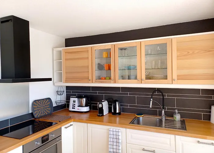 Plain-pied Jardin 6 Personnes Clim Vue Parking Wifi Terrasse Piscine Dans La 公寓