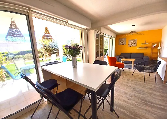 Plain-pied Jardin 6 Personnes Clim Vue Parking Wifi Terrasse Piscine Dans La 公寓 *