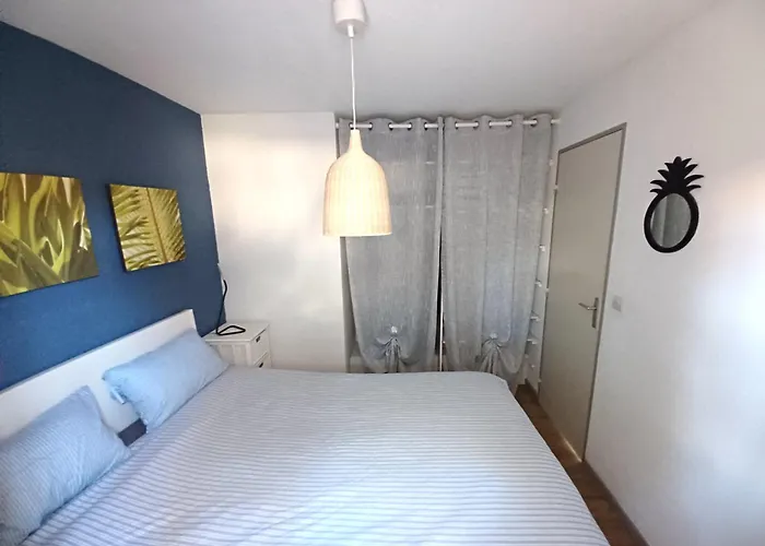 Plain-pied Jardin 6 Personnes Clim Vue Parking Wifi Terrasse Piscine Dans La Saint-Pierre-la-Mer (Aude)