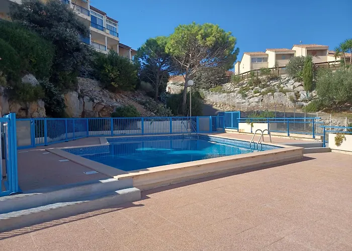 Plain-pied Jardin 6 Personnes Clim Vue Parking Wifi Terrasse Piscine Dans La 公寓