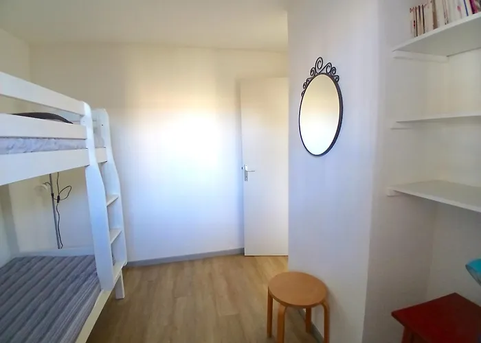 公寓 Plain-pied Jardin 6 Personnes Clim Vue Parking Wifi Terrasse Piscine Dans La *